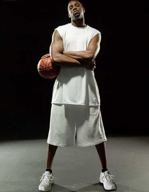 格罗索：停止与2006年国家队比较，年轻球员要重建意大利足球（格罗索：别再拿2006年国家队作比较，年轻一代应重建意大利足球）