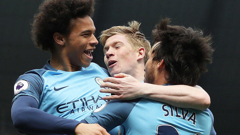 利雅得胜利4-1赛哈特海湾，C罗凌空倒钩破门，菲利克斯传射（利雅得胜利4比1击败赛哈特海湾，C罗倒钩破门，菲利克斯一传一射）