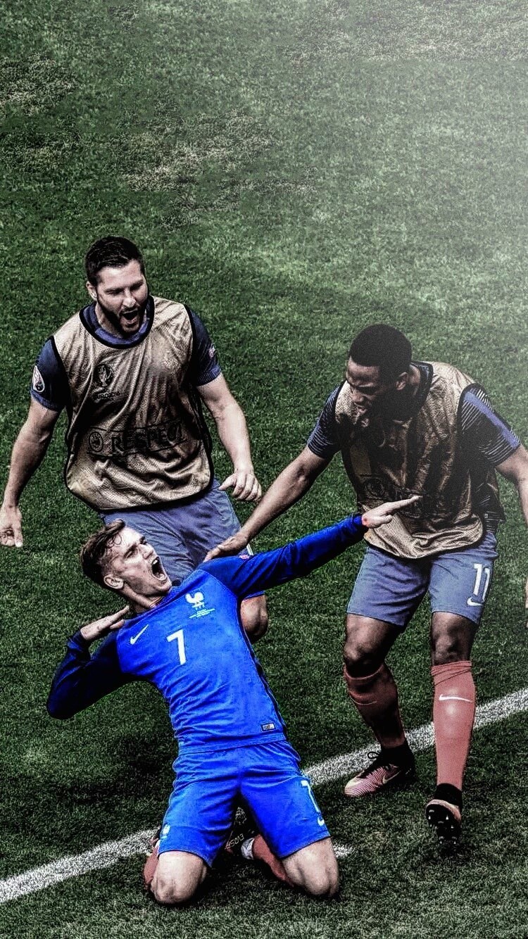 北青：徐彬大概率将与狼队签约，签约后或将被外租至英冠（北青：徐彬接近加盟狼队，签约后或将租借至英冠）