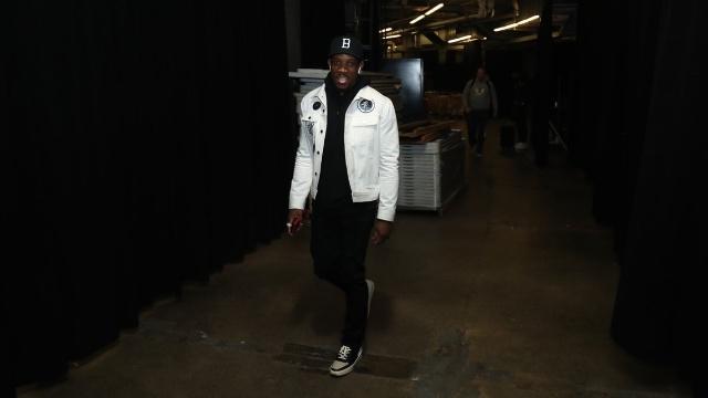 半场战报：本菲卡1-0那不勒斯，里奥斯建功（半场：本菲卡1-0领先那不勒斯，里奥斯破门）