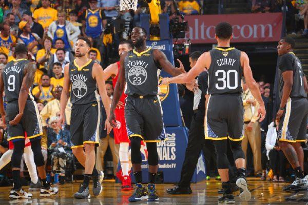 ESPN：阿森纳曾考虑引进过伊萨克，但其伤病史令前者担忧（ESPN：阿森纳曾想签伊萨克，但其伤病隐患让枪手却步）