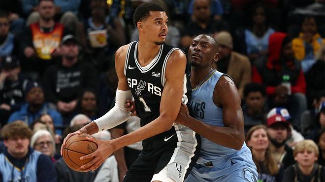 澳媒：珀斯光荣临时主帅即将转正，格里菲斯带队三连胜（澳媒：三连胜在手，珀斯光荣临帅格里菲斯将获正式任命）