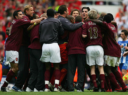 欧冠第6轮战报：阿森纳全胜领跑，拜仁国米等豪强分列前八