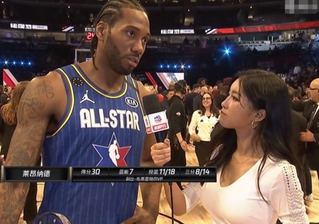 教练夸他“像黄金一样重要”（教练：他的重要性堪比黄金）