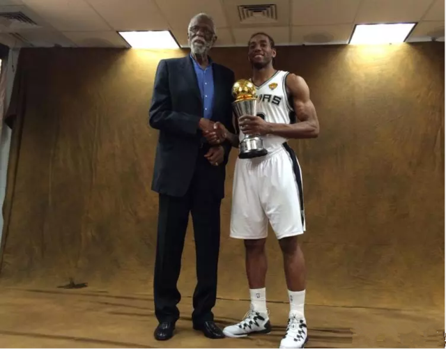 伦纳德回归后状态爆棚（复出即巅峰，伦纳德火力全开）